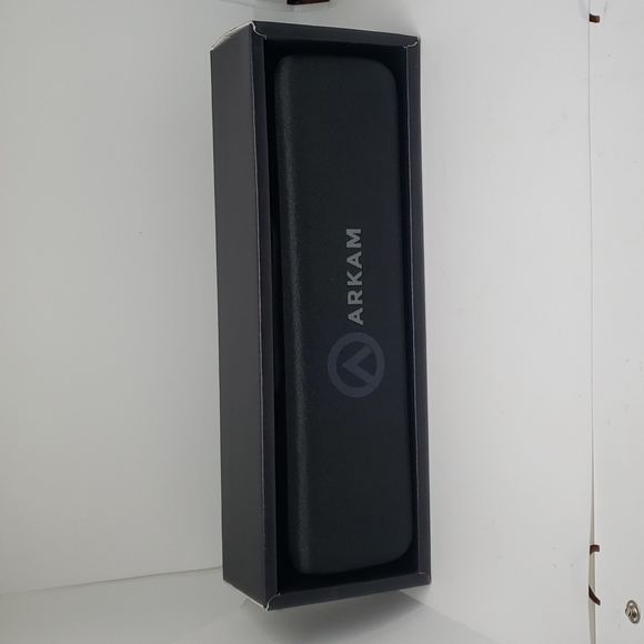 NEW IN PACKAGE Arkam Ionic Beard Straightener Brush Black - Picture 10 of 10